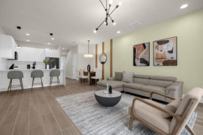 Upstay - Townhouse with Private Pool and Foosball